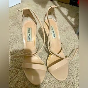 Steve Madden Tan Heels
